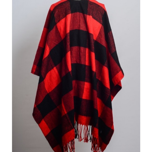 Red & Black Buffalo Check Plaid Print Tassel Cozy Classic Open Shawl Poncho - Picture 2 of 13
